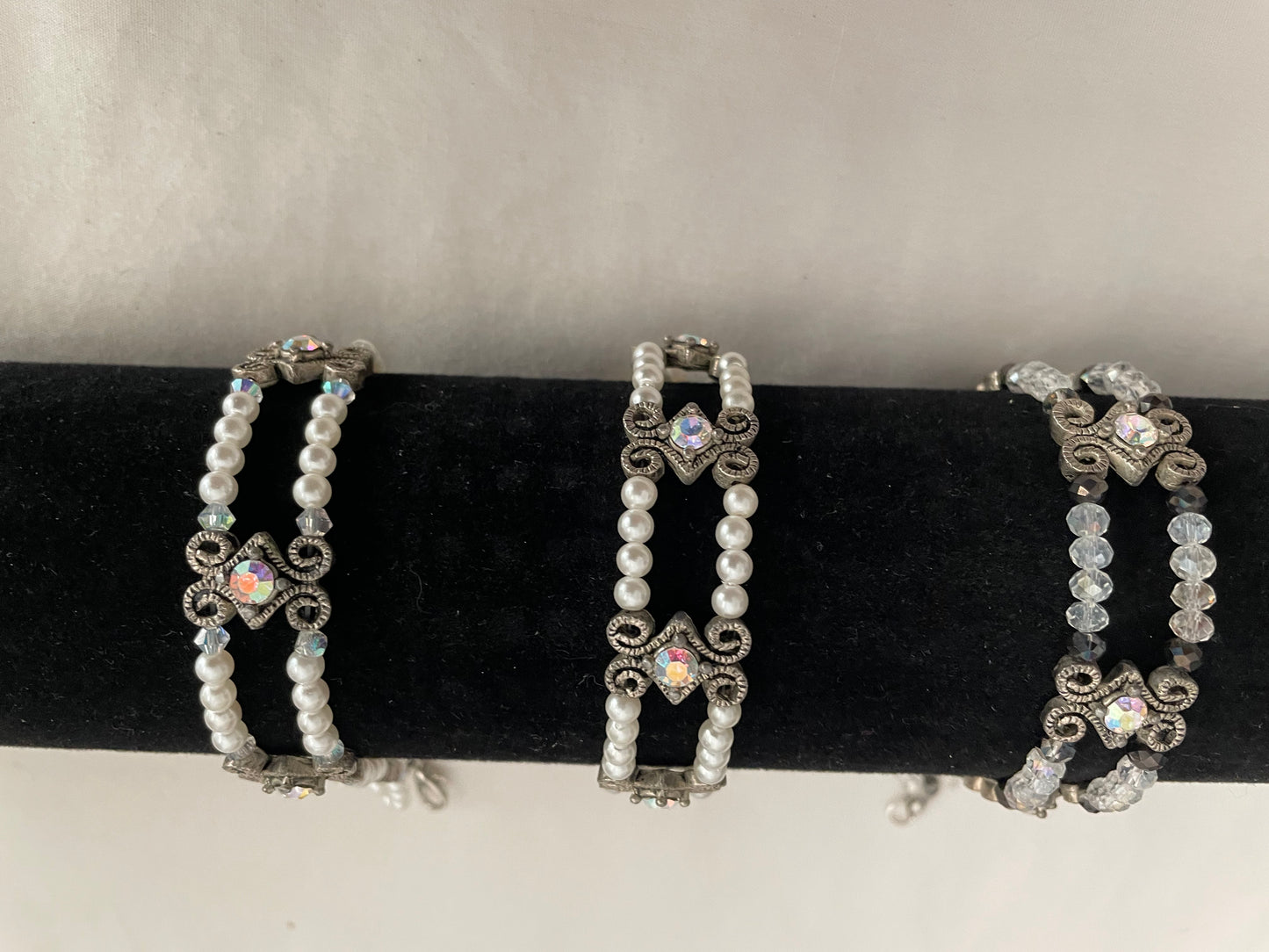 Wedding bracelet, Antique Crystal style stretch bracelets