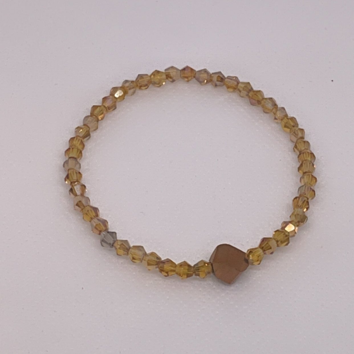 BRONZE AB 4mm
Australian Crystal Stretchy Bracelet
