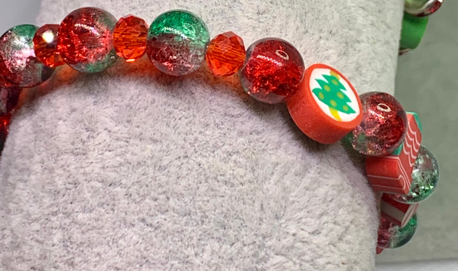 Crystal and Gem stone Christmas Bracelet 
