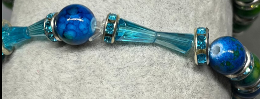 turquoise _tie_dye_crystal_bracelet